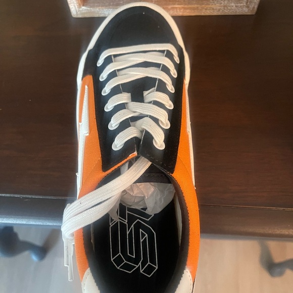 Vans Men's Orange and Black Athletic Shoes - Picture 4 of 6